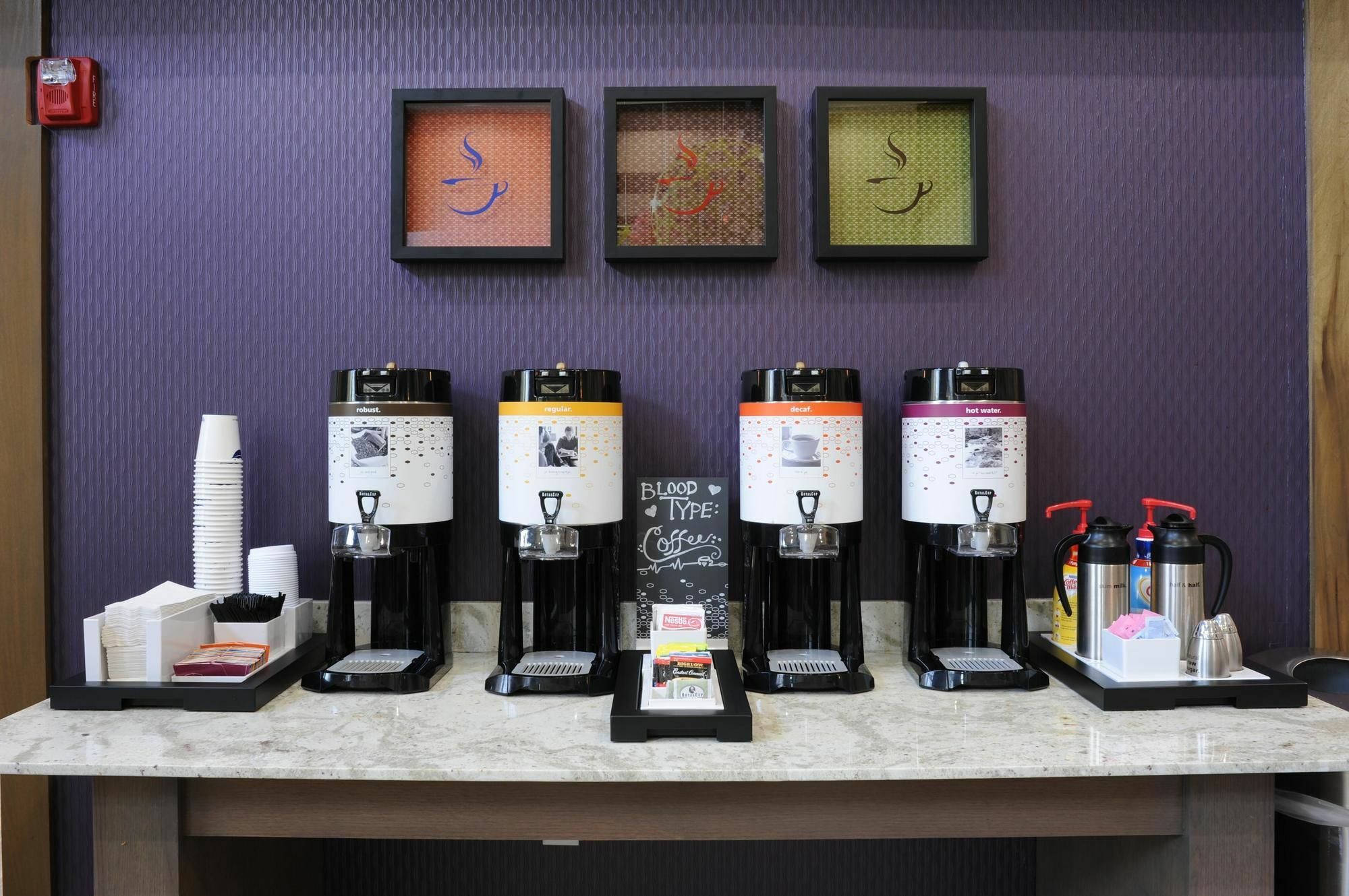 Hampton Inn & Suites Ardmore Eksteriør billede